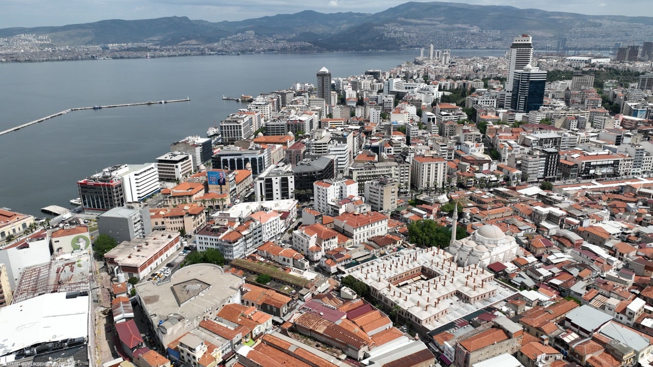İzmir Ev Kira Fiyatları 2026: İlçe Bazlı Güncel Analiz